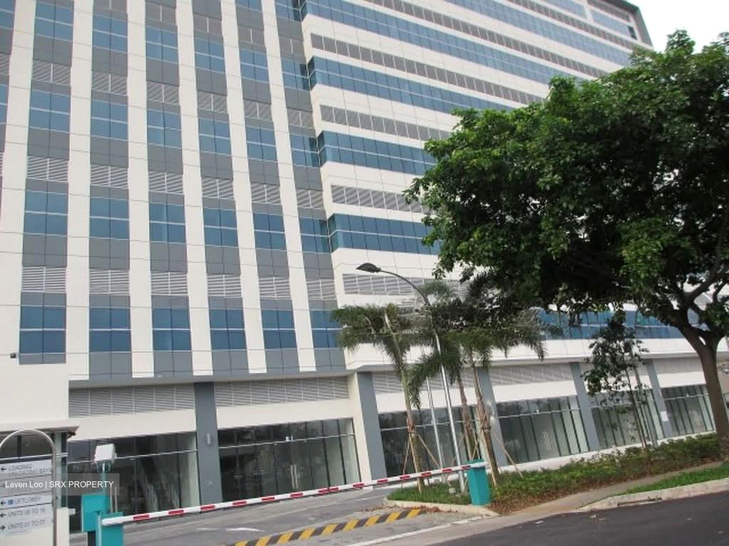 8B @ Admiralty (D27), Factory #588642781